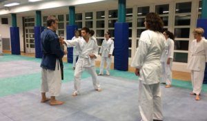 Un cours de self-défense avec LézArt Martial
