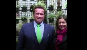 L'image à ne pas louper: Schwarzenegger troque la voiture pour le Vélib'