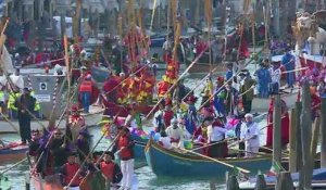 Venise: «Parade du Rat» au deuxième jour du carnaval