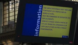 Grève SNCF, quatrième épisode: paroles de voyageurs gare de Lyon