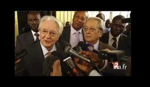 Visite de Roland Dumas et Jacques Vergès en Côte d'Ivoire