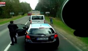 Pologne : Il jette ses déchets par la fenêtre, un conducteur lui donne une bonne leçon (Vidéo)  