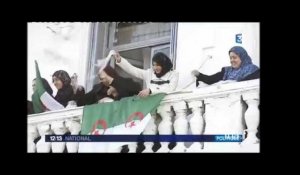 A Alger, François Hollande reconnaît les souffrances