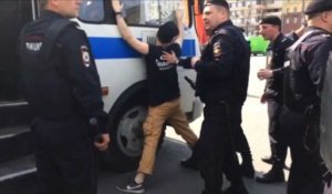 Manifestations en Russie: des partisans de Navalny interpellés