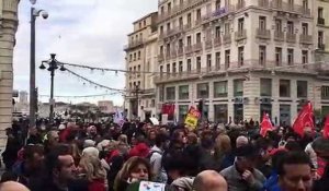Marseille : CGT, lycéens, enseignants et gilets jaunes manifestent contre la réforme de l'Éducation nationale