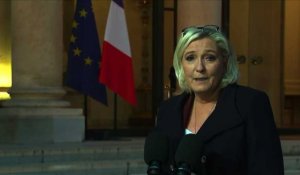 Marine Le Pen rejette le projet de référendum de Macron (2)