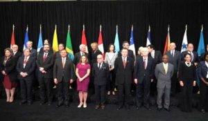 Ottawa: Photo de famille des 14 membres du groupe de Lima