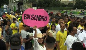 Les Bolsonaristes affluent à Brasilia pour l'investiture