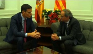 Barcelone: Pedro Sanchez rencontre le président catalan