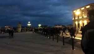 Marseille : affrontements entre gilets jaunes et CRS à la gare Saint-Charles