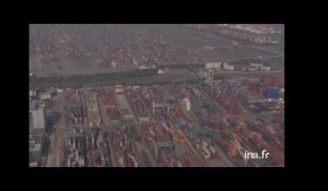 Chine, Shanghai : le port industriel et la zone littorale