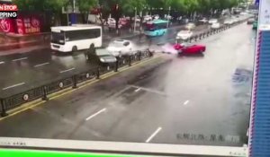 Chine : Elle loue une Ferrari, et la crashe violemment (Vidéo)