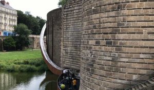 Essai sur le toboggan du château des Ducs