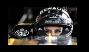 Cette pilote saoudienne fête la fin de l'interdiction de conduire au volant d'une F1