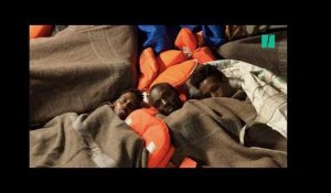 Les images des 239 migrants bloqués en Méditerranée sur le navire de l'ONG Lifeline