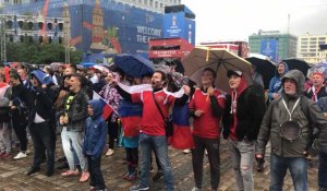 La déception des supporters russes                            lors de la défaite contre l'Uruguay.