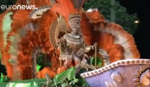 Le Carnaval réveille le Sambodrome de Rio