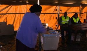 Zimbabwe: début du vote pour les premières élections post-Mugabe