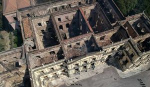 Incendie du Musée National de Rio: images de drones