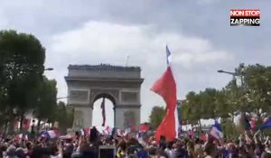 Défilé des Bleus sur les Champs-Elysées : Les supporters les attendent avec impatience (Vidéo)