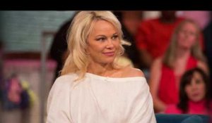 Pamela Anderson défend son couple  avec Adil Rami