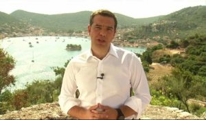 Grèce: Tsipras marque la fin de "l'Odyssée" des plans d'aide