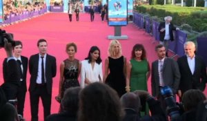 Le jury du festival de Deauville foule le tapis rouge