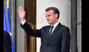 Emmanuel Macron prend l'avion présidentiel pour 110 kilomètres