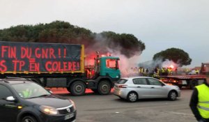 Gilets jaunes. Ambiance ce soir sur le rond-point à Lanester