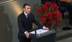 Macron veut relancer l'Europe pour éviter un "chaos" mondial