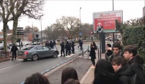 Interpellation devant le lycée Condorcet à Lens