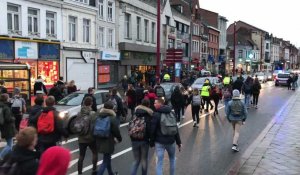 Les lycéens manifestent à Hazebrouck en soutien des Gilets jaunes