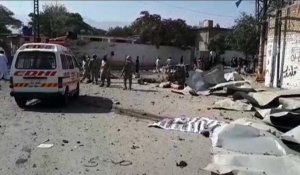 Pakistan: explosion devant le QG de la police, au moins 11 morts