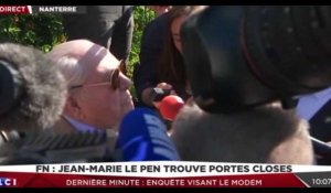 Jean-Marie Le Pen demande la démission de Marine Le Pen, après avoir été refoulé du siège du FN (vidéo)