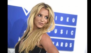 Britney Spears dévoile sa séance de sport très sexy (Vidéo)
