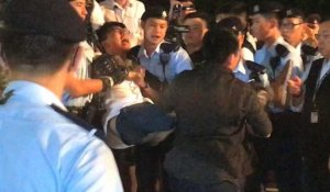 Hong Kong: le militant pro-démocratie Joshua Wong arrêté