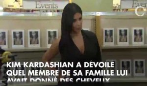 Kim Kardashian désigne le responsable de ses cheveux blancs et... c'est facile à deviner