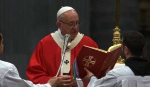Le Pape François célèbre la messe de Pentecôte