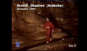 Découverte d'empreintes dans la grotte Chauvet