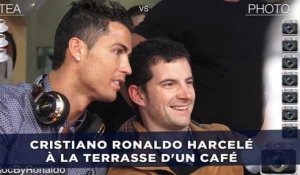 Cristiano Ronaldo harcelé quand il sort de chez lui pour prendre un thé