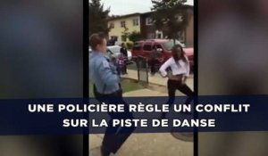 Une policière règle un conflit sur la piste de danse avec une ado