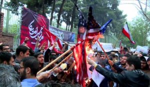 Iran: des étudiants manifestent devant l'ambassade des USA