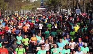 Des milliers de coureurs sur le boulevard Michelet pour le départ du Marseille-Cassis 2017