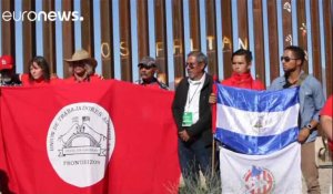 Mur anti-migrants : des agriculteurs taggent Trump