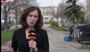 Pologne : un SDF tombe dans une poubelle en direct à la télévision, la vidéo hilarante