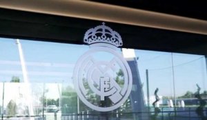 Le Real Madrid et Hugo Boss, la photo officielle