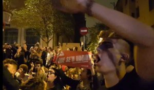 Catalogne : des sit-ins nocturnes pour réclamer le départ des policiers espagnols 