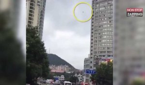 Chine : L'incroyable fuite d'un client refusant de payer sa facture d'hôtel (Vidéo)