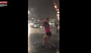 Pour se protéger de la pluie, cette femme utilise une technique choc (vidéo)