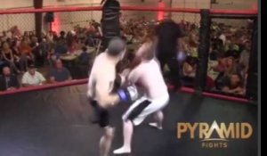 MMA : un KO ultra rapide lors d'un combat (vidéo)